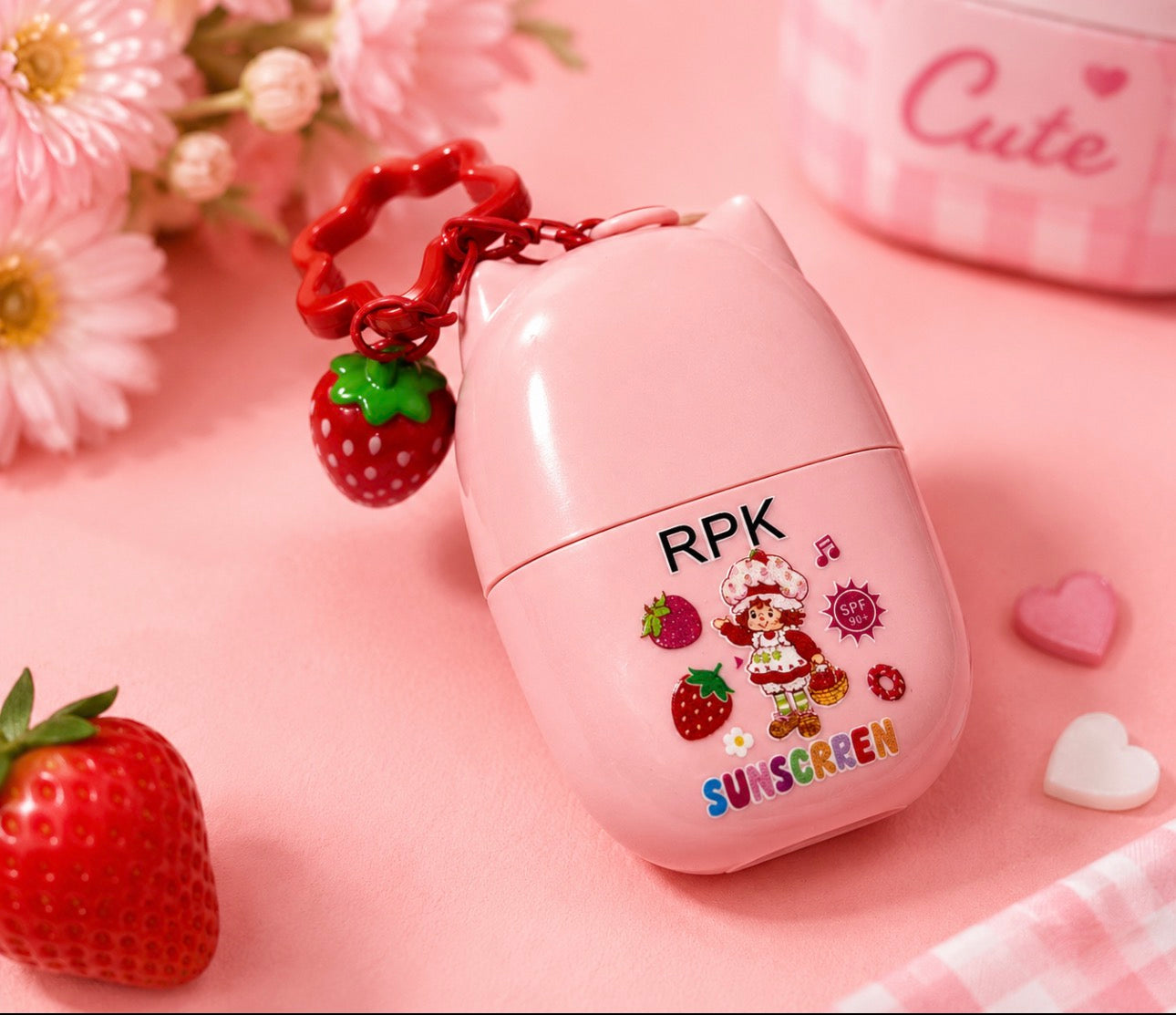 Strawberry Sunscreen with charms                    (6 Pieces )