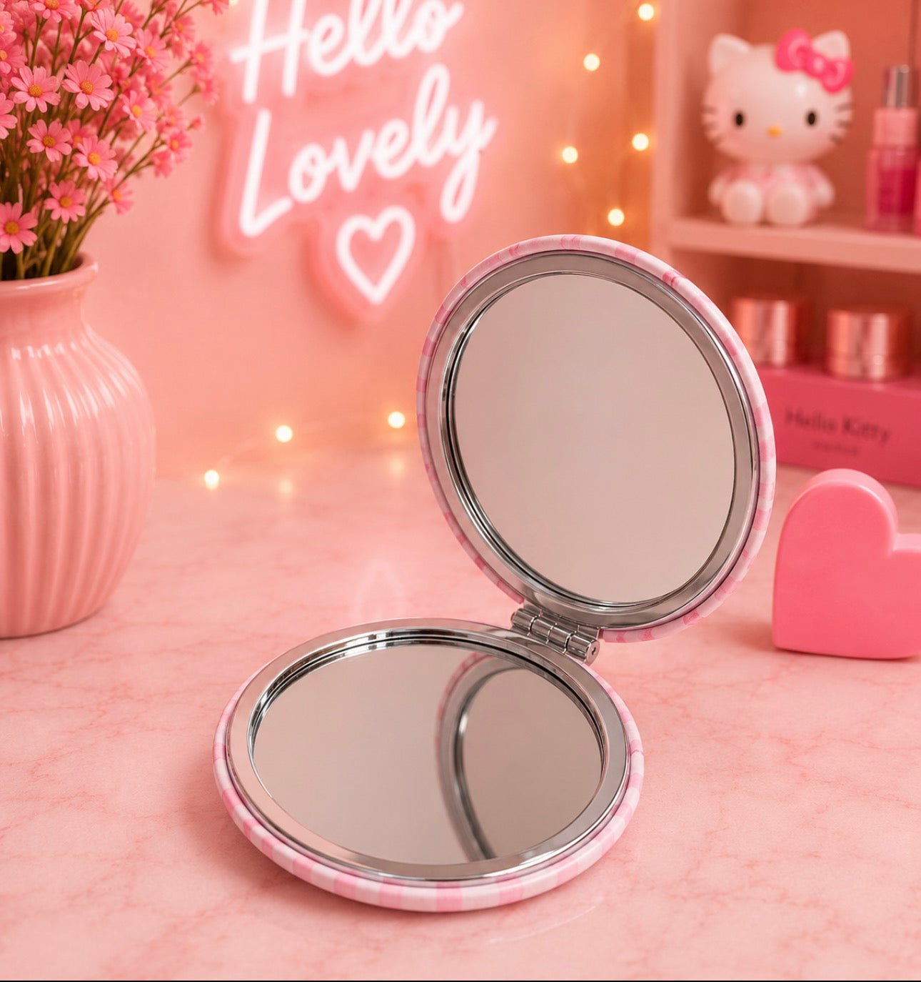 Kitty 2 in 1 double sided mirrors.            (12 Pieces Display)