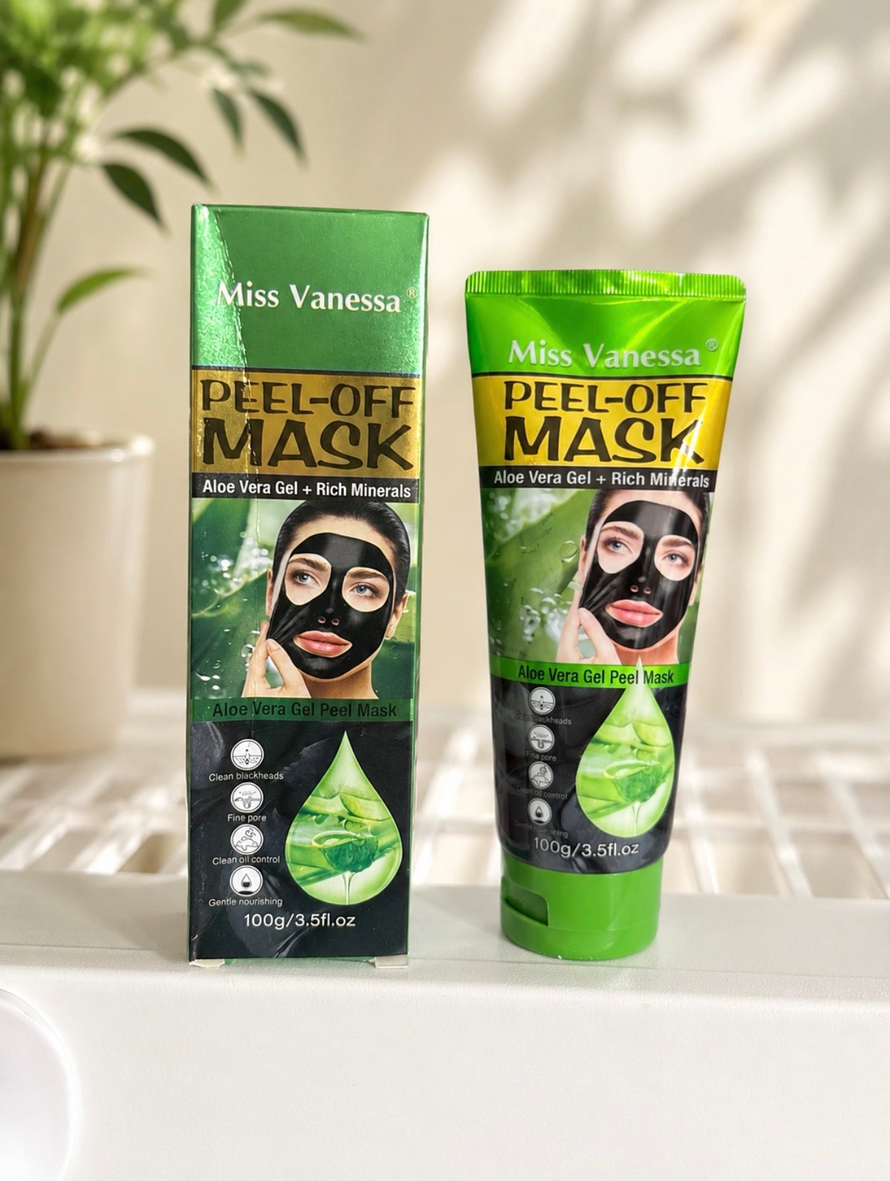 Peel-Off Mask with Aloe Vera        (One Piece)